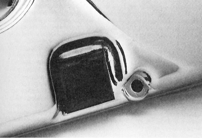 Primary bumper pad, kickstand B/T 70-up