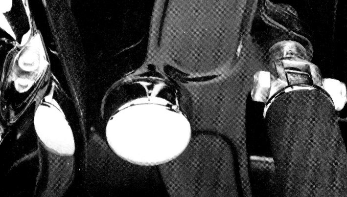 Swing arm pivot bolt covers Softail EVO 84-99, except T/C