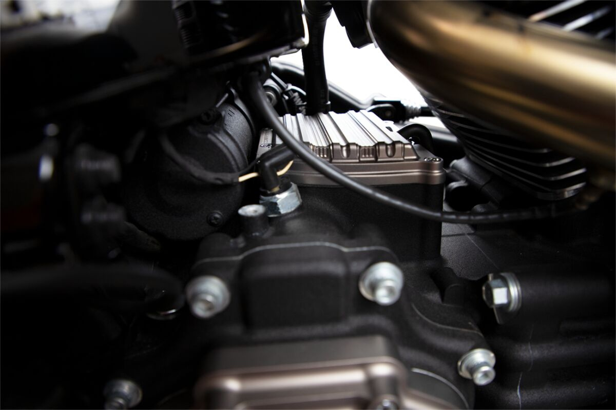 Arlen Ness Cover Trans Titanium Cover Trans Titanium