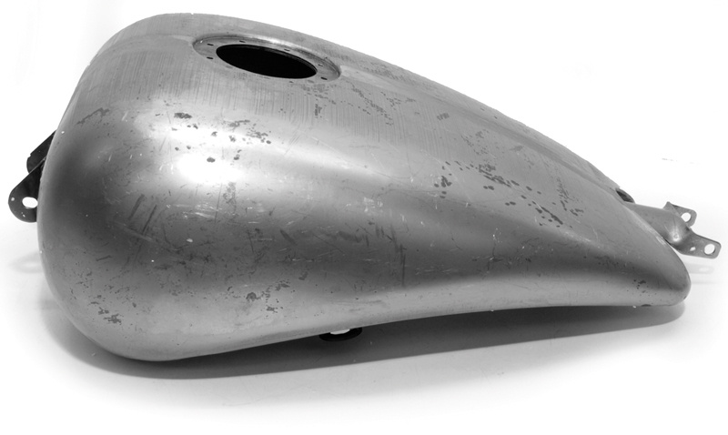 Fatbobtank 2 f�rl. 3.3 G (12.5L) ,XL 04-06,  Aero-tanklock