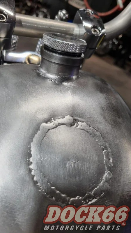 Aluminium Gas Cap polish with knurl and weld-in bung