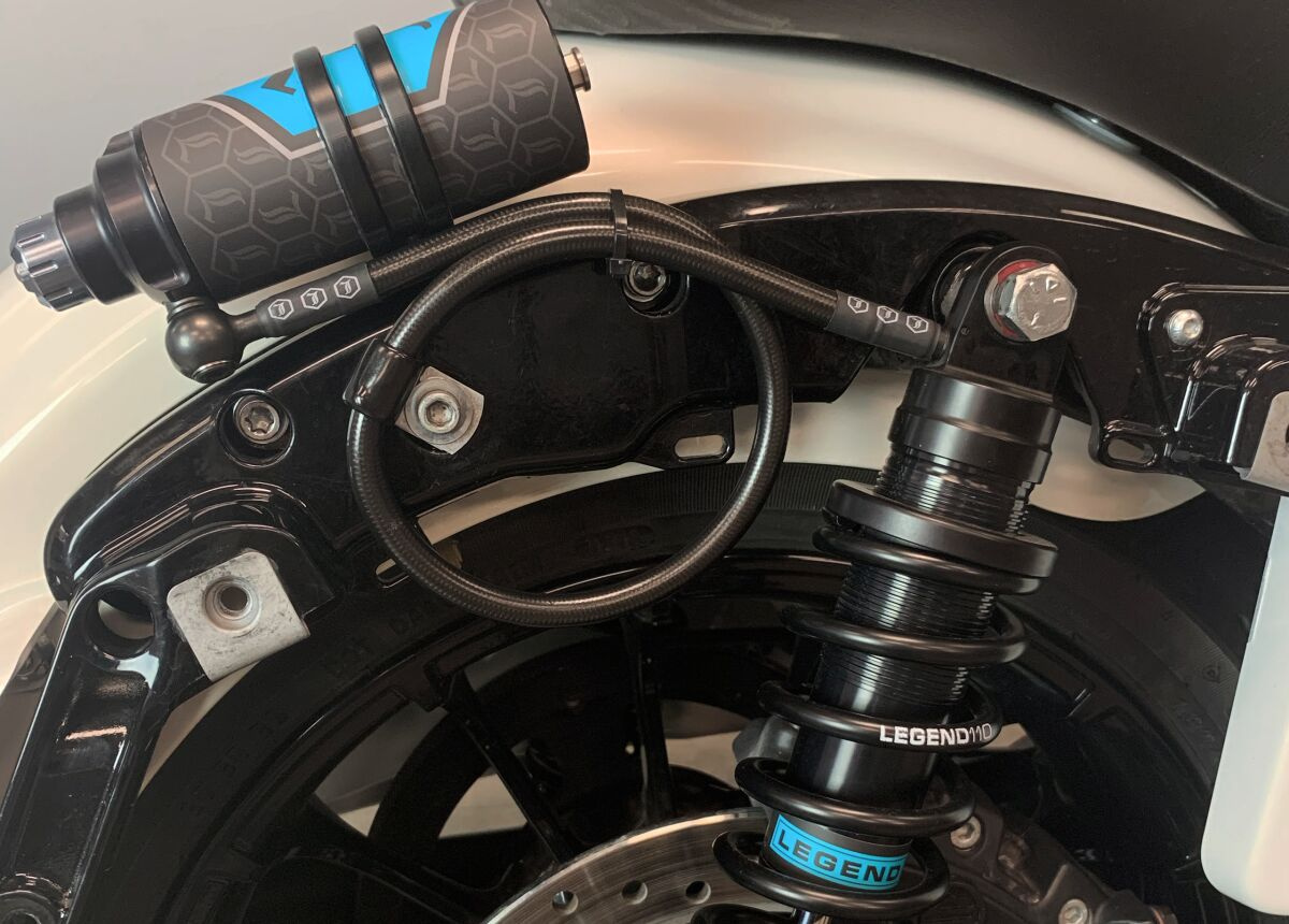 Legend Suspension Mount Reservoir Ext Arc Reservoir Mounting Kit Flh 1