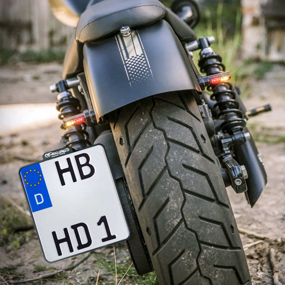 Heinz Bikes Turn-Signal, Brake, Run Winglets Fender Led 3-In-1 Black T