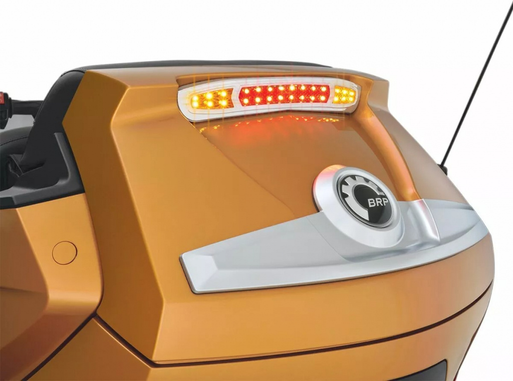Show Chrome Trunk Light Led Can-Am Trunk Light Led Can-Am