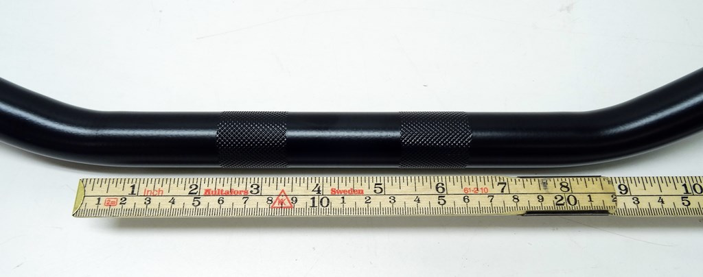 Flat track styre, H 5cm, B 81cm, PB 10cm, svart, passar 82-upp