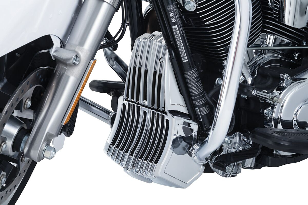 Kuryakyn Regulator Cover Precision Chrome For Milwaukee 8 Cover Voltag