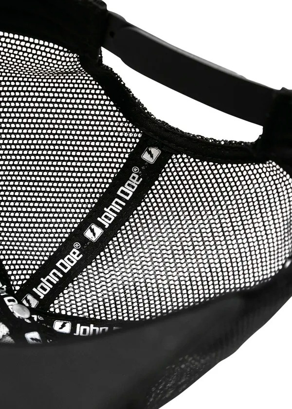 John Doe  Hat Trucker Tiger Os