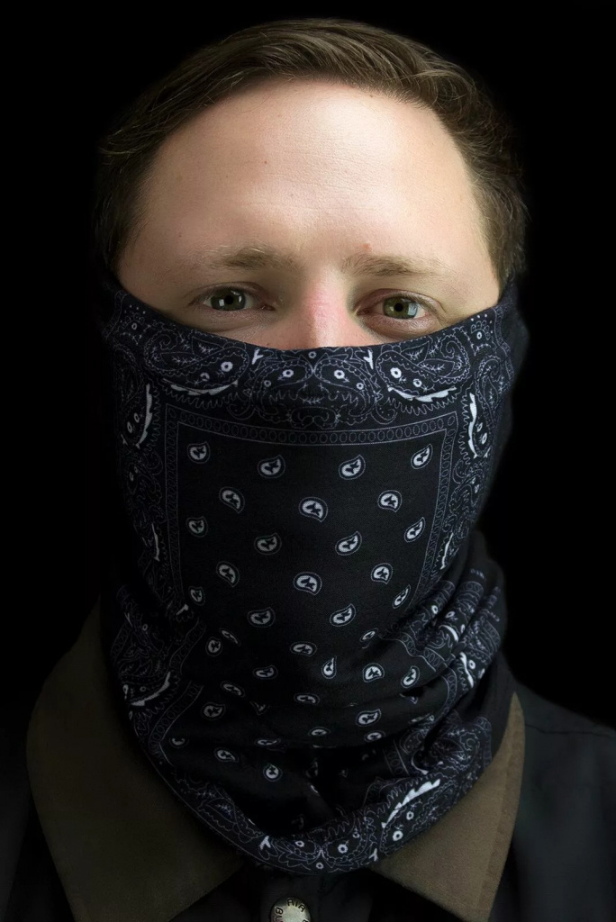 Zan Headgear Motley Tube�?� Paisley Black All Weather One Size Motley