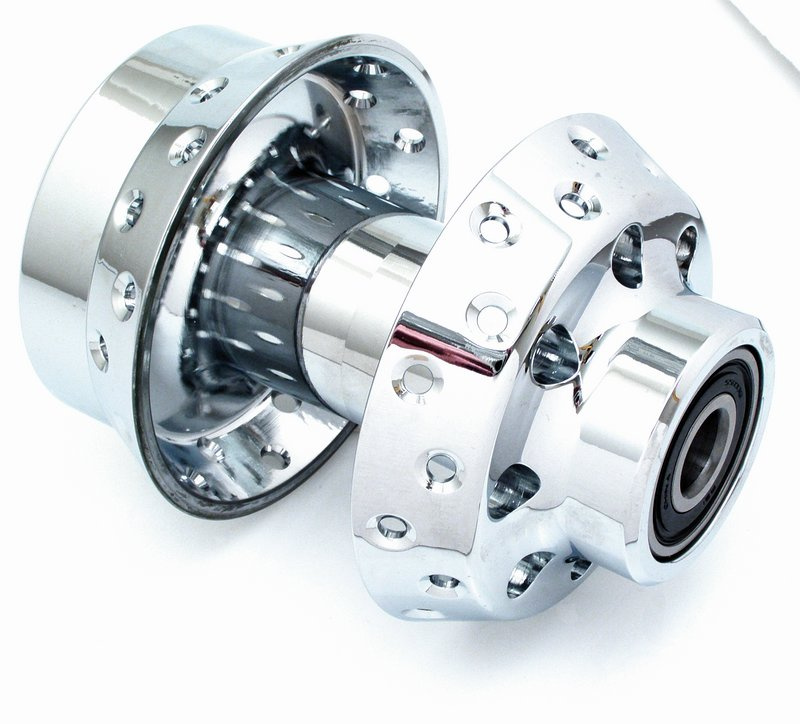 Hub front single disc, Softail/FXDWG 00-07with 3/4'' axle, chrome