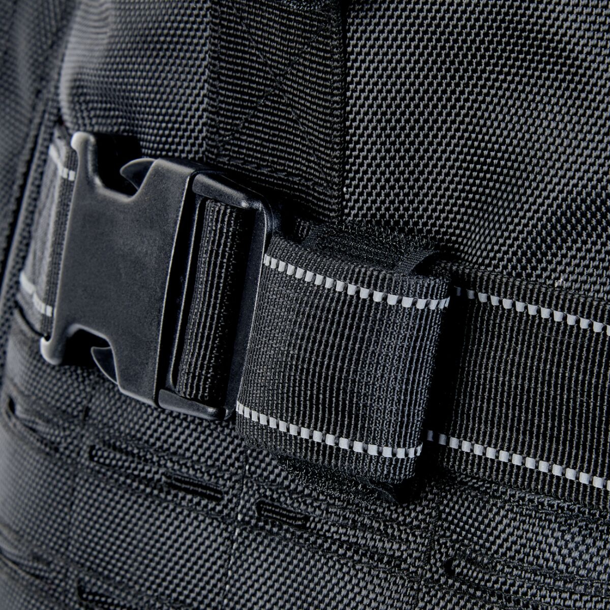 Biltwell Exfil-80 Motorcycle Bag - Gen 2- Black Bag Exfil-80 Gen 2 Blk