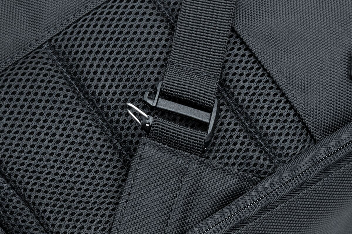 Kuryakyn Backpack Momentum Runaway Backpack Momentum Runaway - Bl