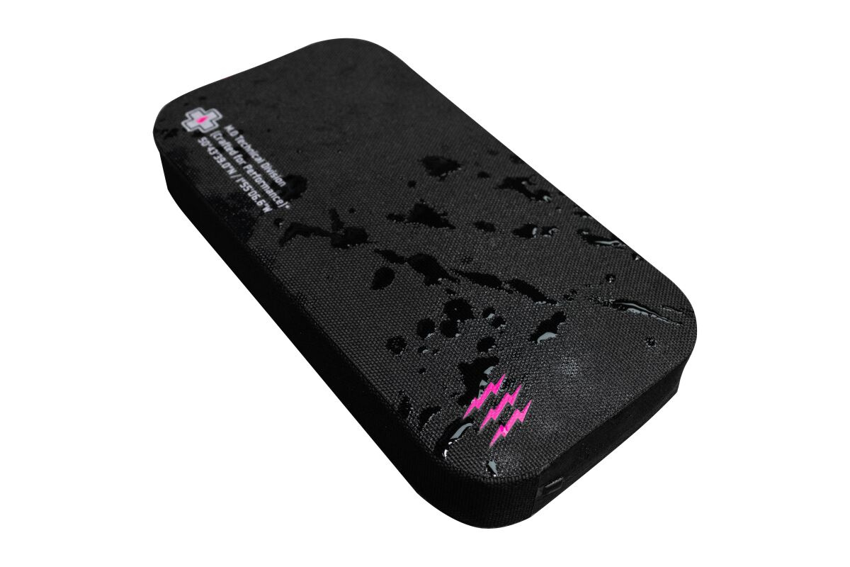 Muc-Off Waterproof Essentials Case Waterproof Essential Case