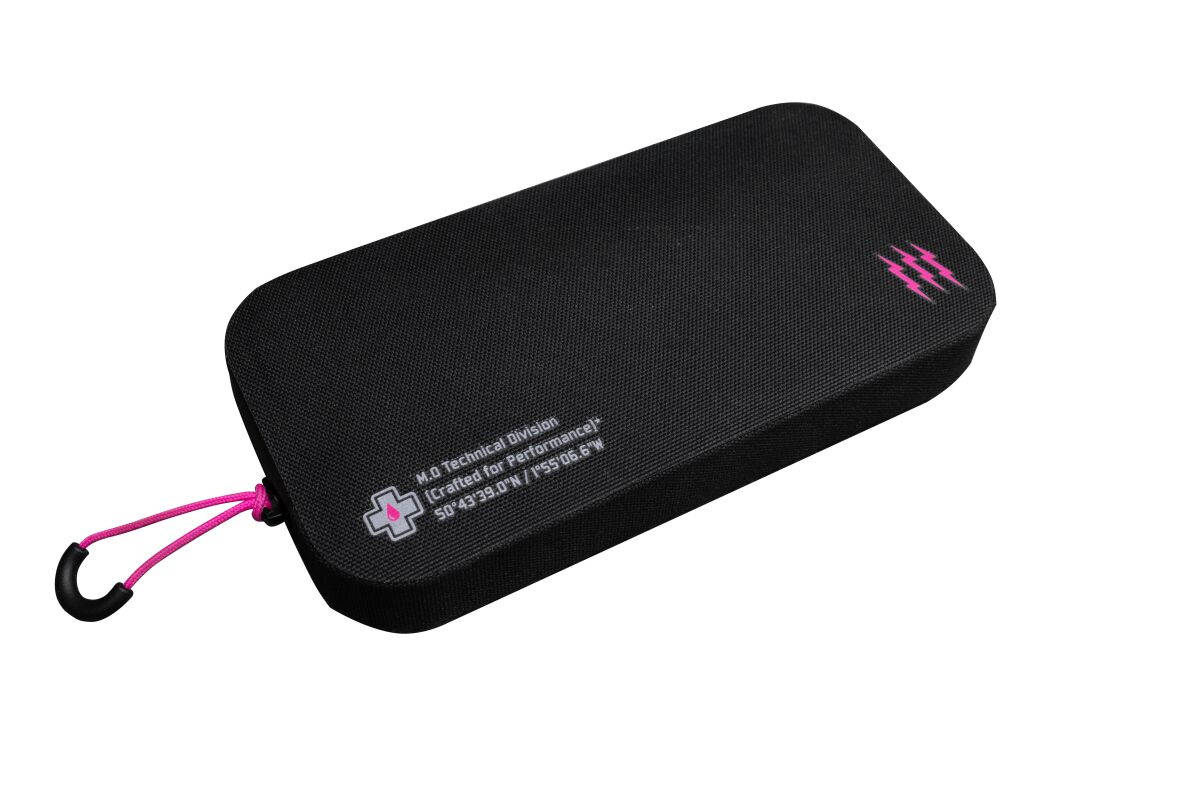 Muc-Off Waterproof Essentials Case Waterproof Essential Case