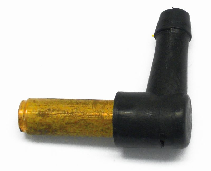 Fitting carburetor fuel hose, B/T 76-78 & 81-up/XL 81-82/CV 88-up