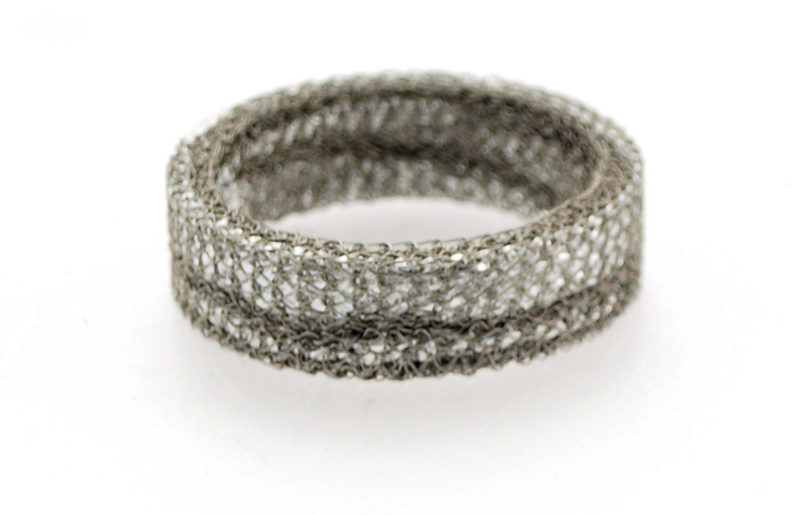 Gasket interconnect on exhaust, square profil