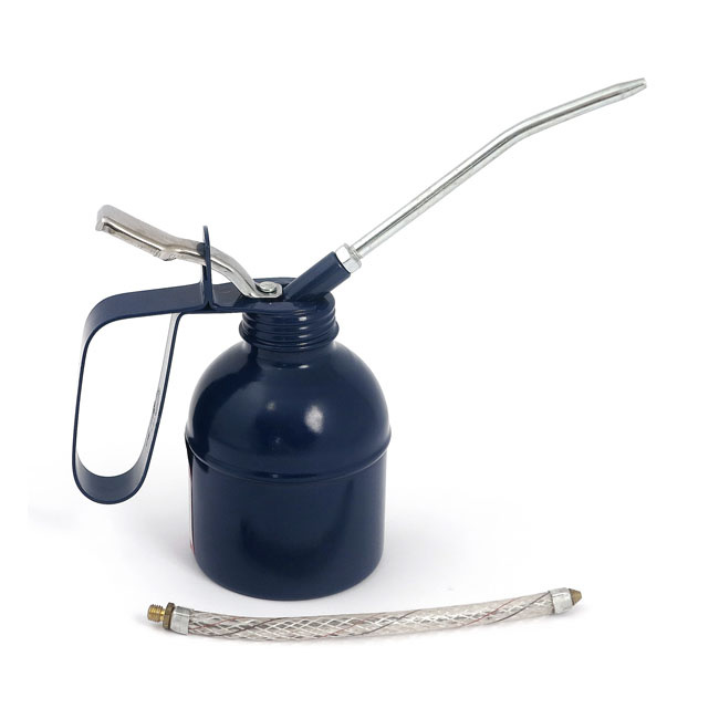 Oiling Can, Universal. Steel Univ.