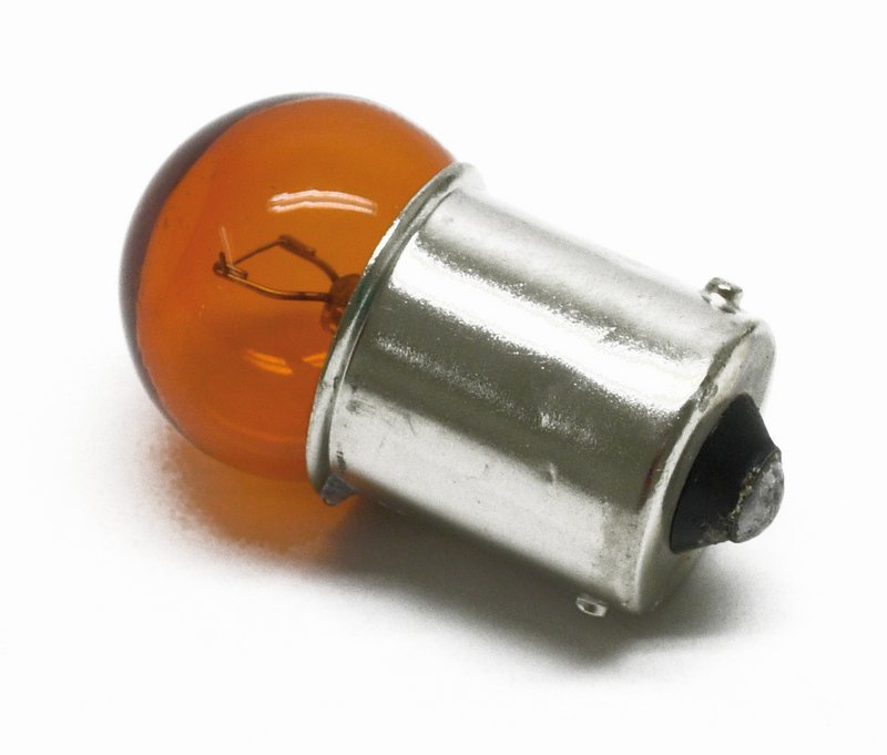 Amber bulb turn signal, 12V 10W single polar for 70-0169. BA 15S