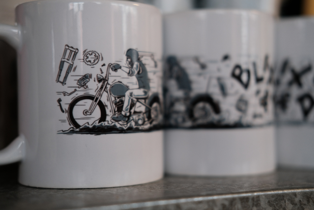 Mugg - Gone in the dust