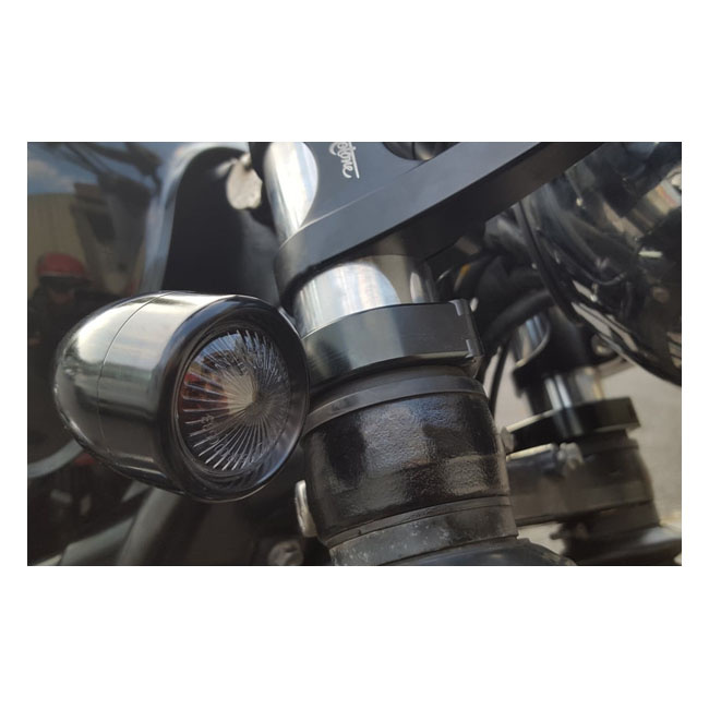 Motone, Wrap-Around Turn Signal Brackets, 49Mm Forks All Models With 4