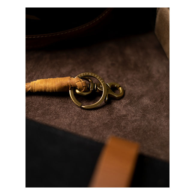 Trip Machine Braided Key Chain Tan Complete Length With Carabiner 25 I