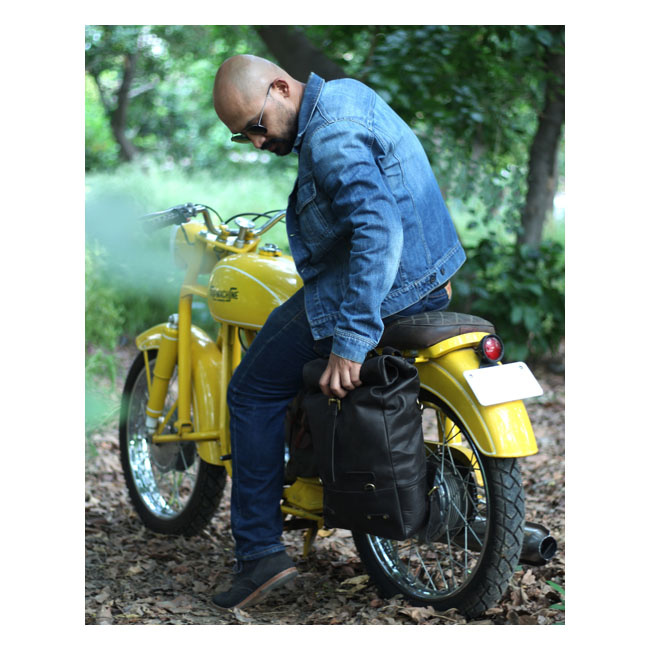 Trip Machine, Backpack/Saddlebag 15 Liter. Black Universal This Backpa