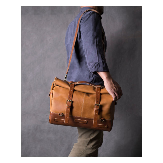 Trip Machine, Outlaw Saddlebag. Vintage Tan 15.5 X 11 X 5 Inches, 17L