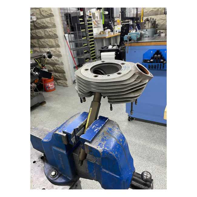 Fast Eddy, No. 26 Cylinder Head Holder Tool 12Mm: 99-17 Twin Cam, 86-2