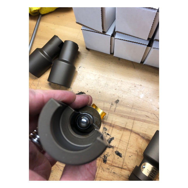 Fast Eddy Co Pinion Gear Puller 39-99 B.T. (Excl. Twin Cam), 57-22 Xl