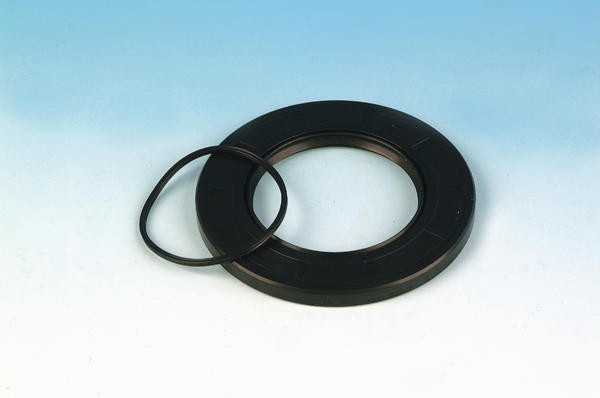 James Gasket Oil Seal Transmission Main Shaft L84-94Bt 5Sp M-Shft Seal
